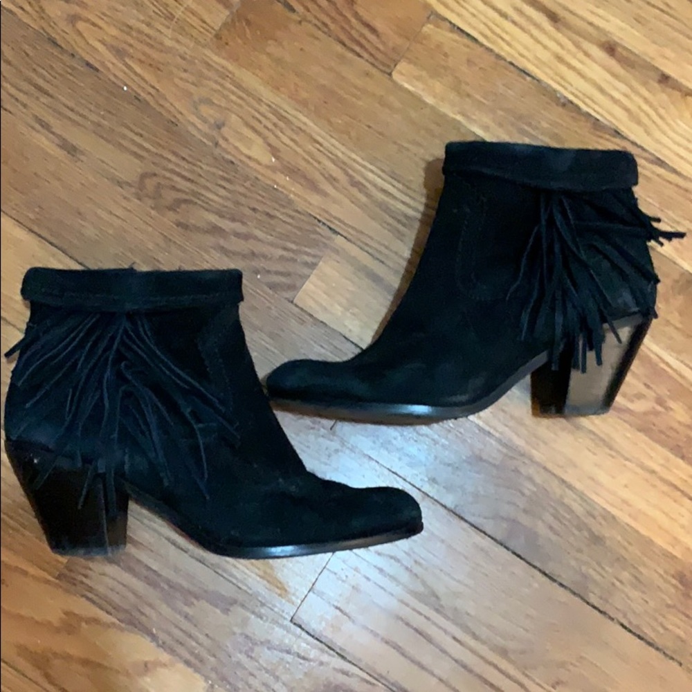 Sam Edelman fringe black boot size 9